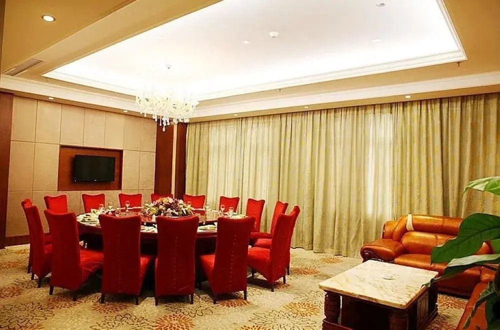 Jinhu Hotel