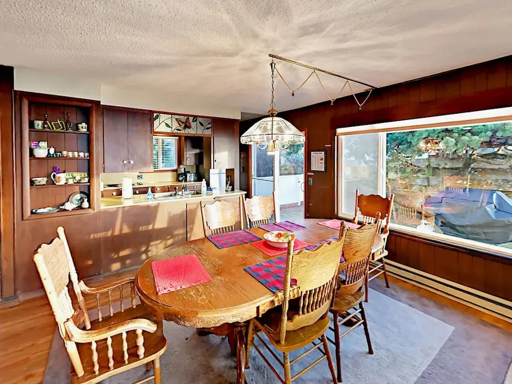 4612 SW Pacific Coast Hwy Home