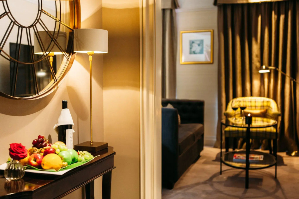11 Cadogan Gardens and The Apartments