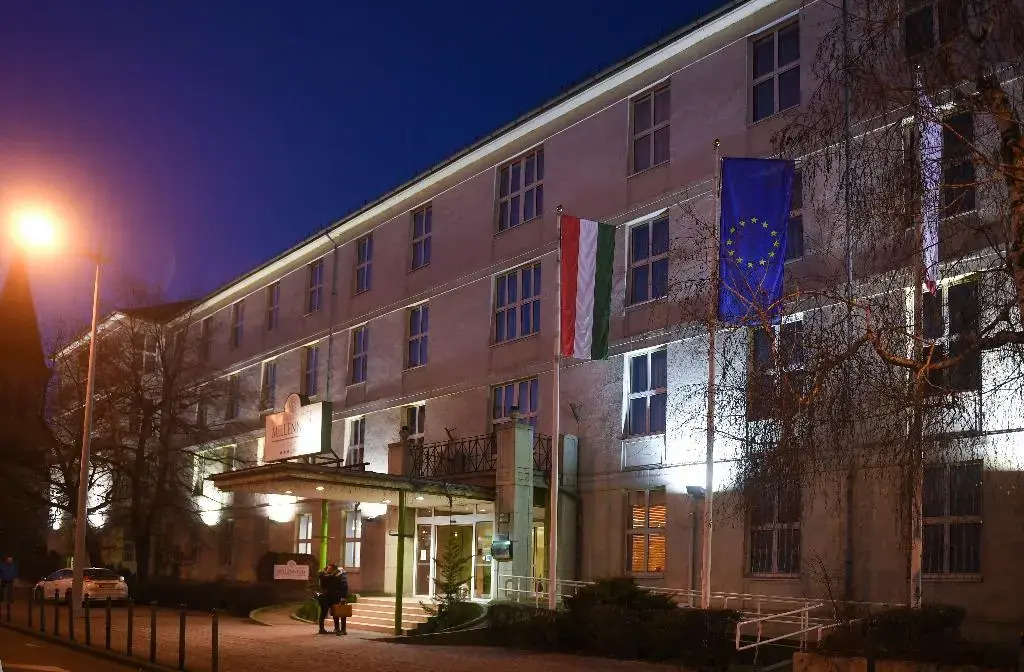 Hotel Millennium