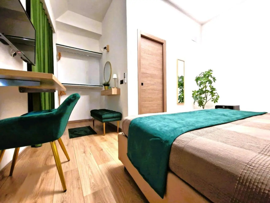 B&B ONE