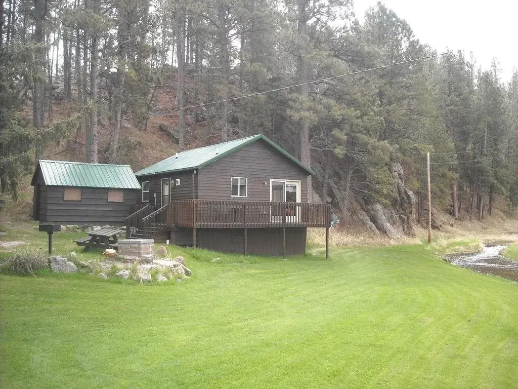 Calamity Peak Lodge