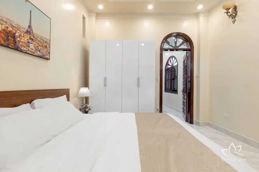 West Lake Lotus Serviced Apartment
