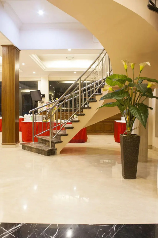 Grand Olympic Hotel