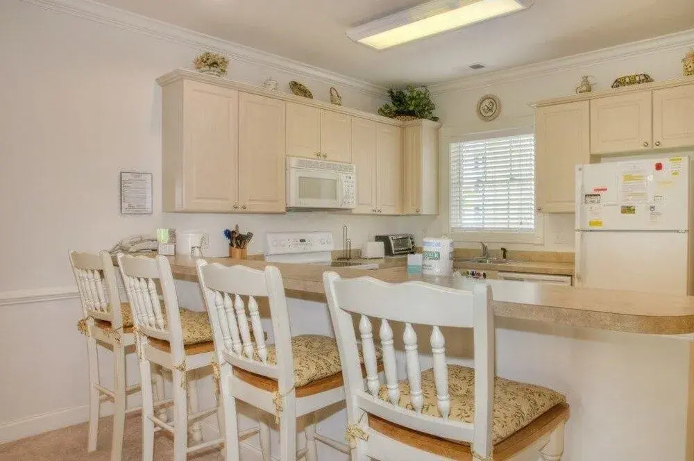 Magnolia Pointe 103-4878 by RedAwning