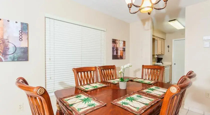 Santa Maria 112 by Vacation Rental Pros