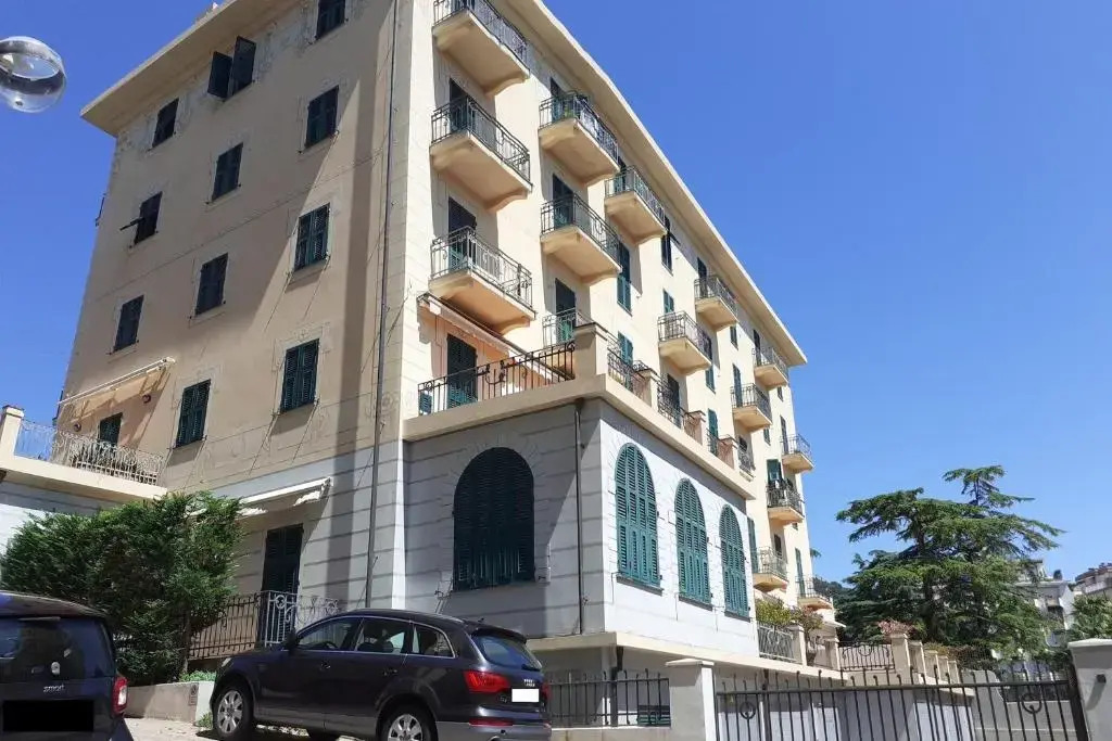 Palace 34 Few Meters From The Sea
