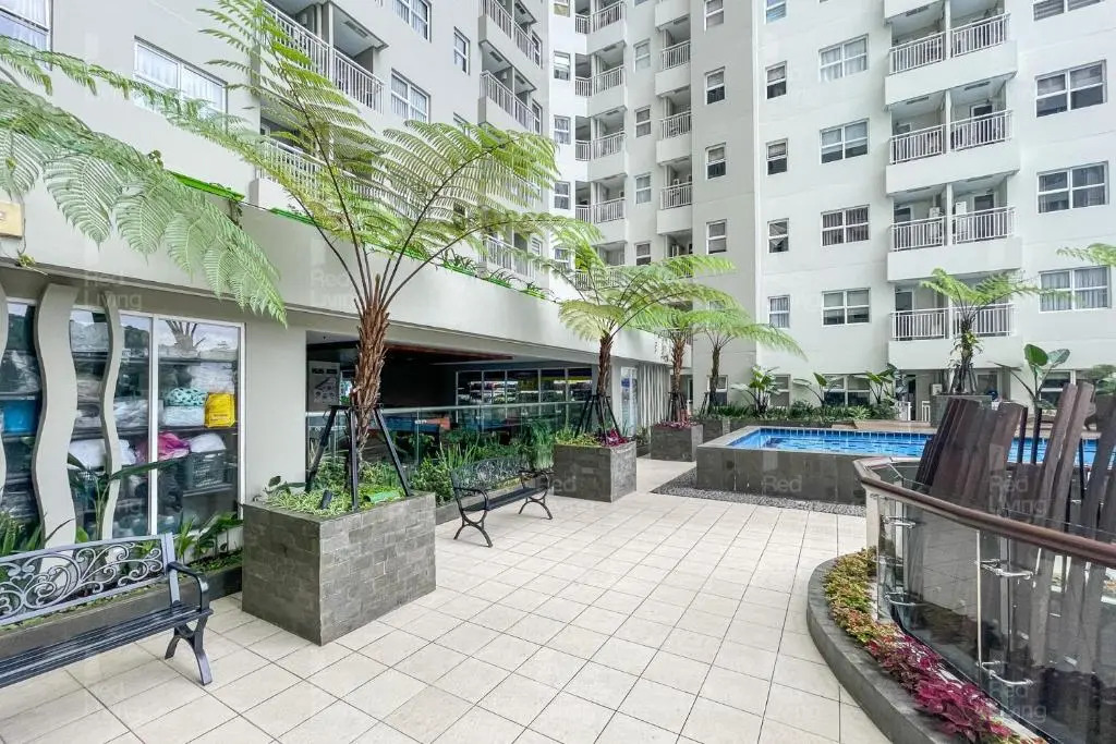 RedLiving Apartemen Parahyangan Residence - Anton Rooms