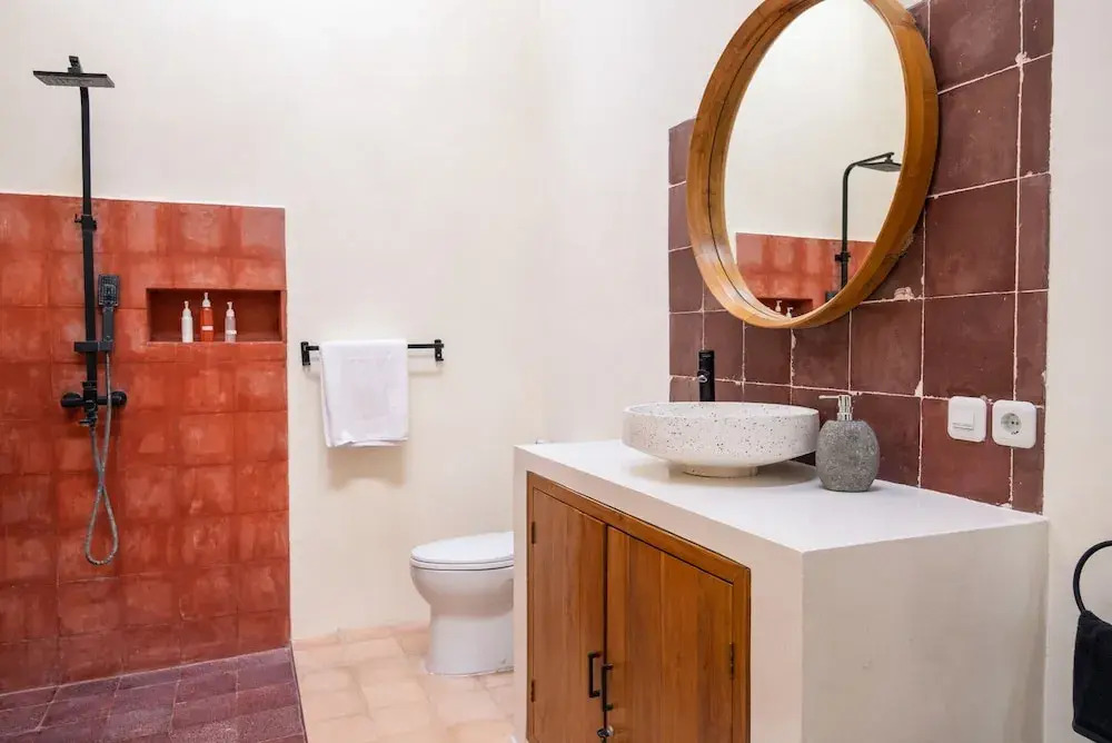Comfortable 3BR Stylish Private Villa, Canggu