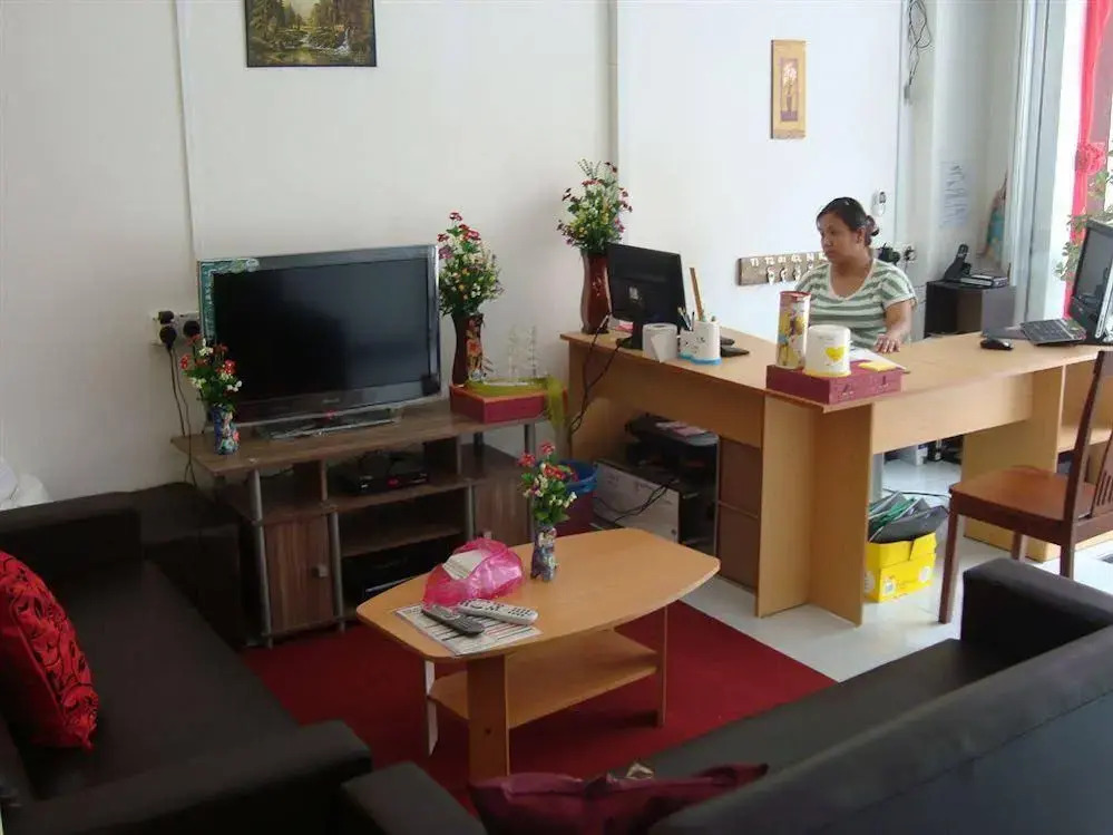 River Golden House - Hostel