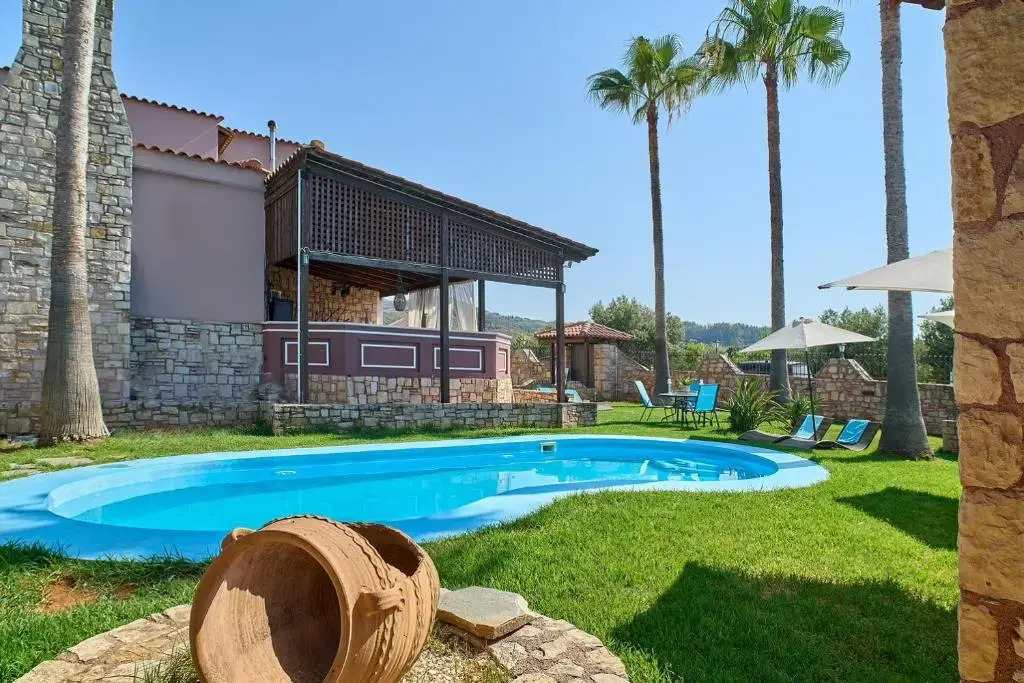 Villa Milon by PosarelliVillas