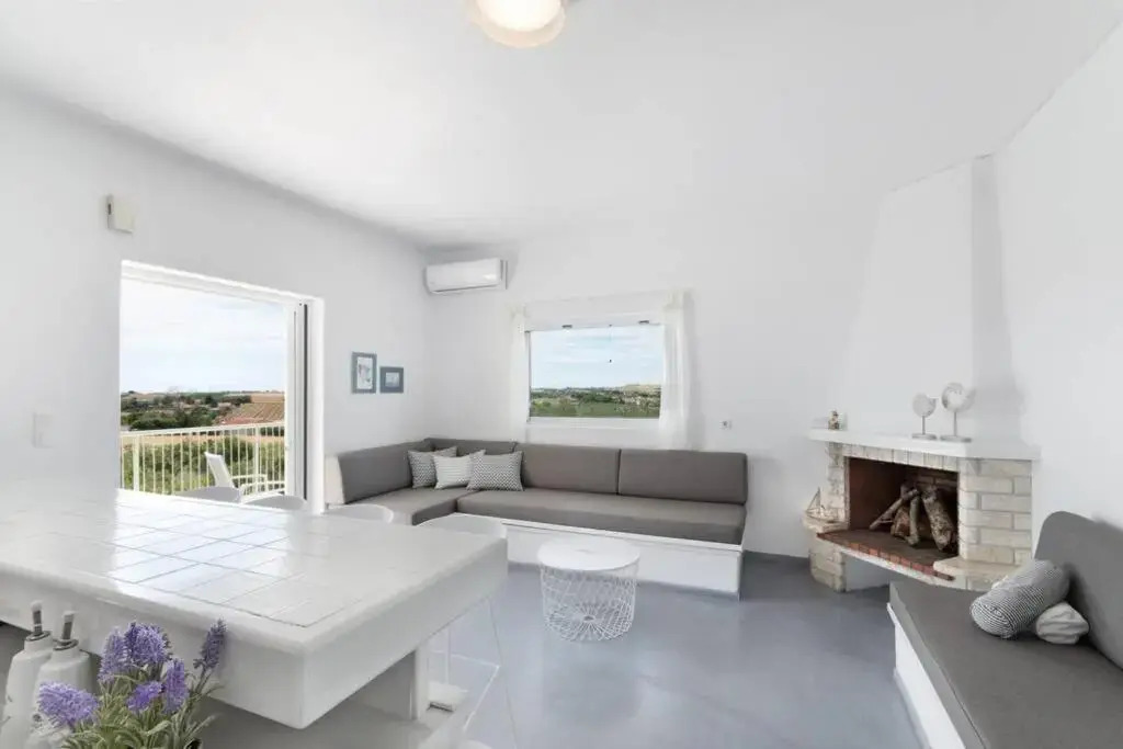 Family Maisonette with pool #3