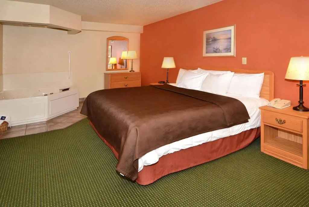 Black Beach Inn by GrandStay