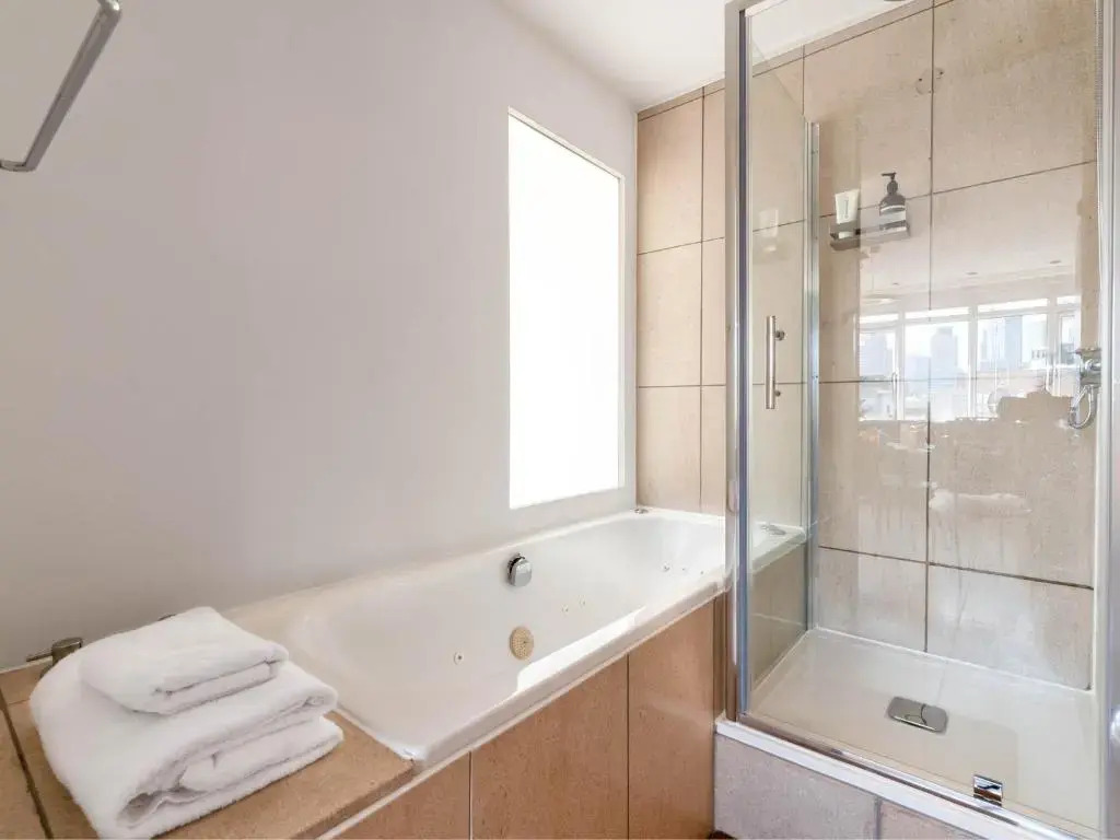 D8 - Hoxton Square Penthouse