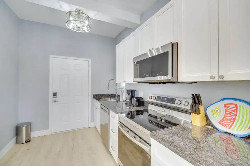 5 Mi to Beaches: Melbourne Duplex w/ Heated Pool!