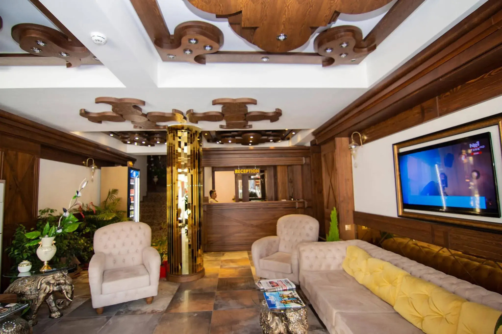 Reis Royal Hotel