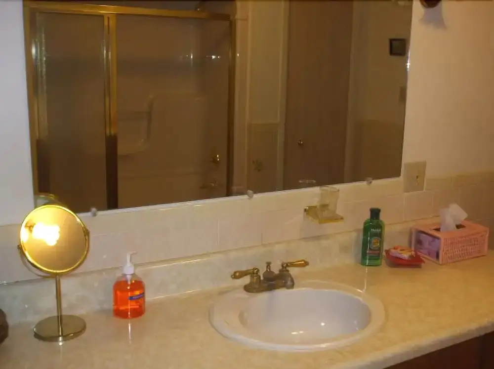 Niagara Falls Cottage Rental - Craig House