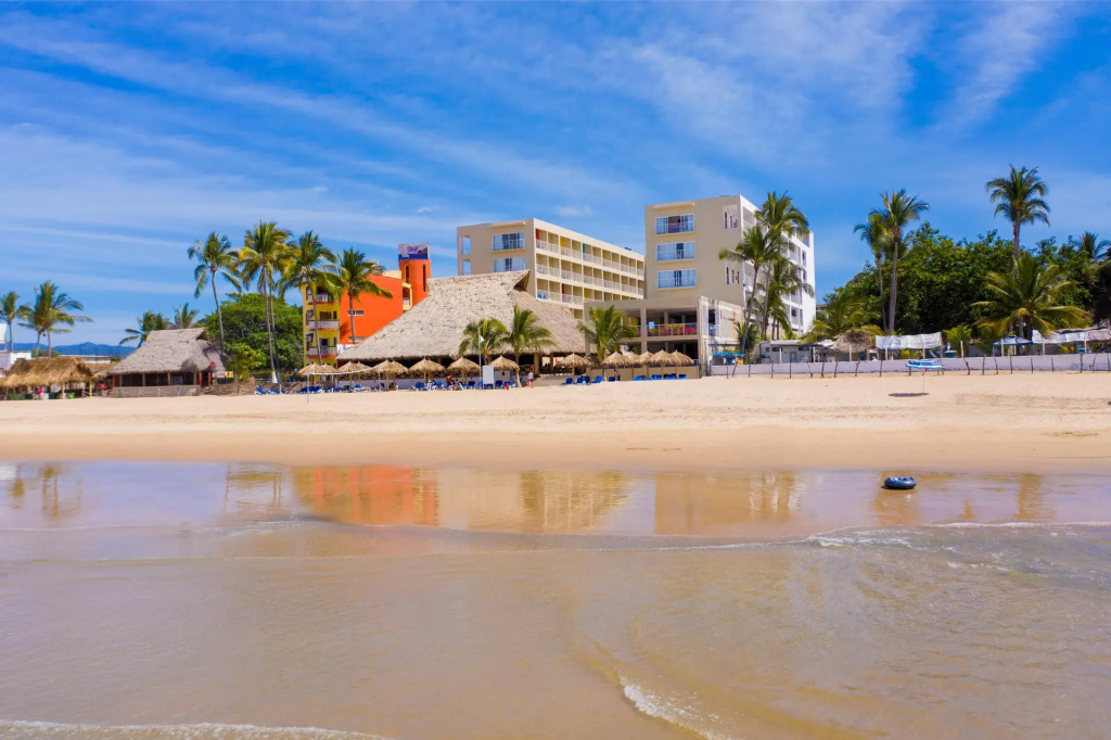 Decameron Isla Coral Guayabitos, Ramada All-Inclusive Resort
