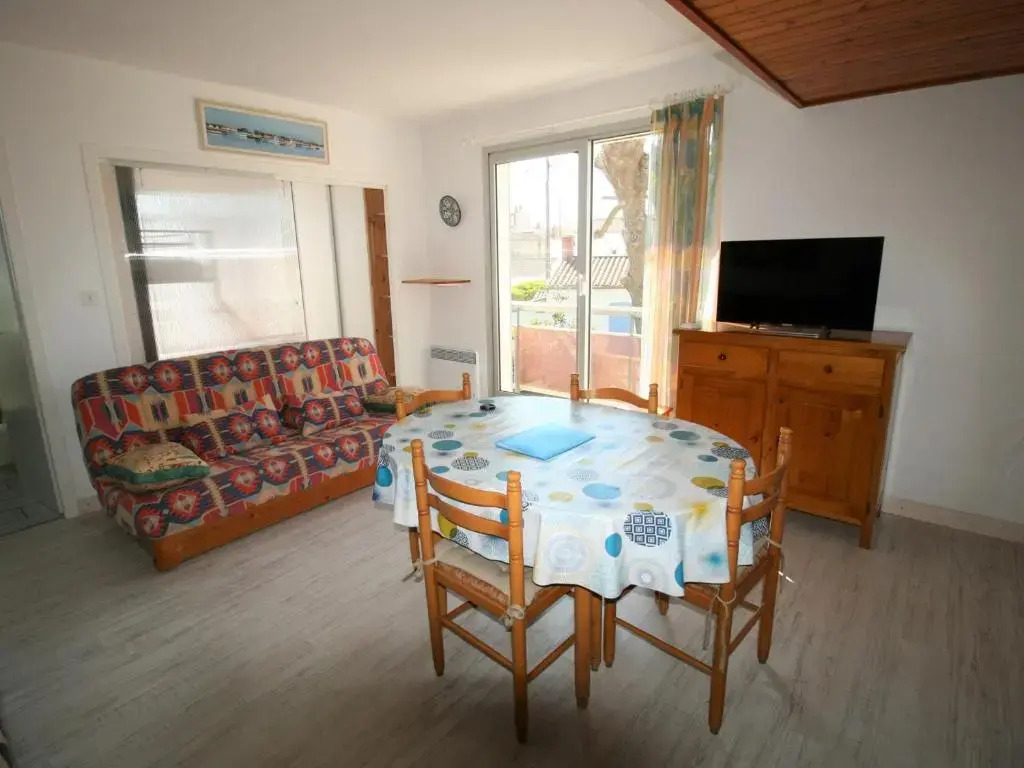 Appartement La Tranche-sur-Mer, 2 pièces, 5 personnes - FR-1-22-297