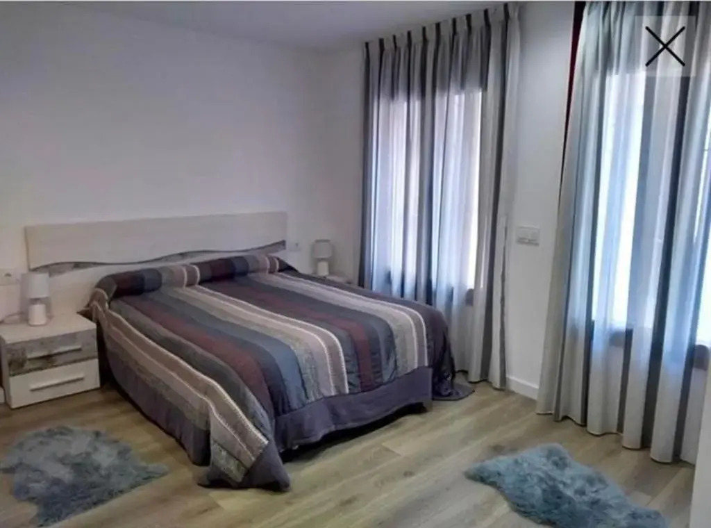 Apartamento totalmente reformado en 1ª linea