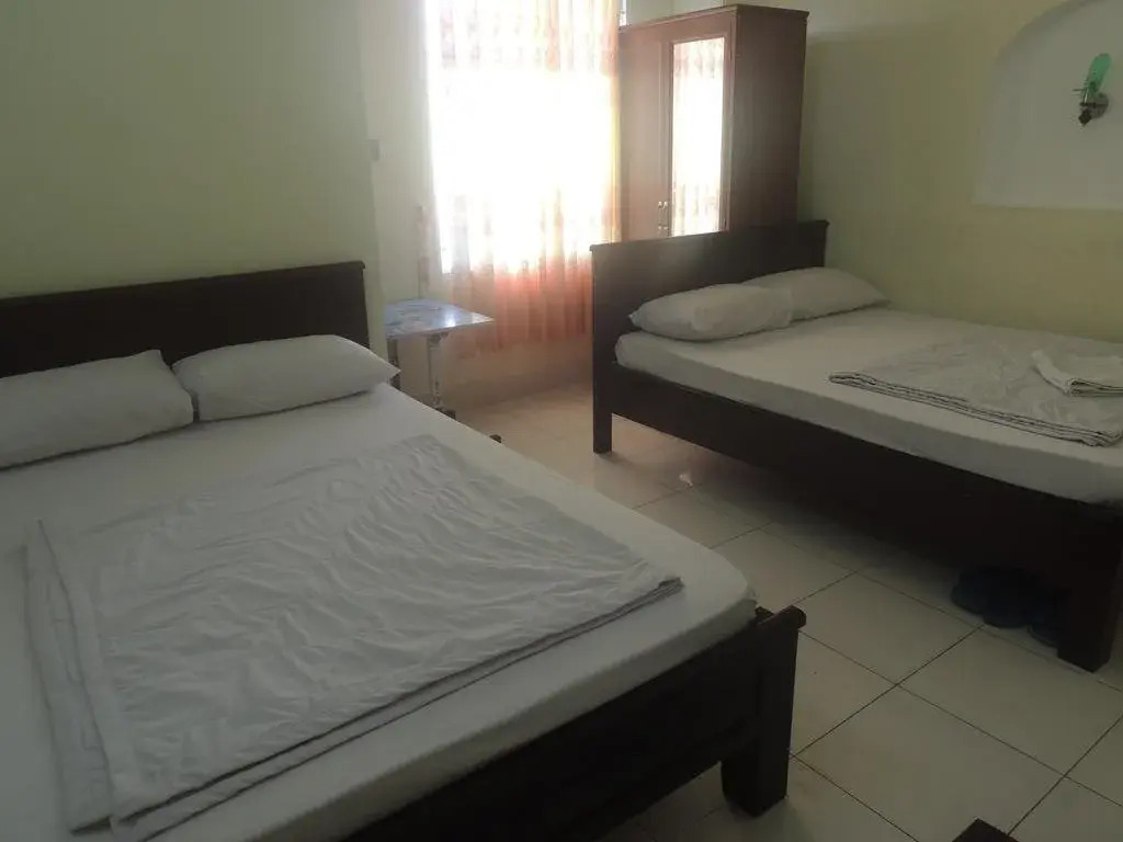 Đức Trọng Hotel