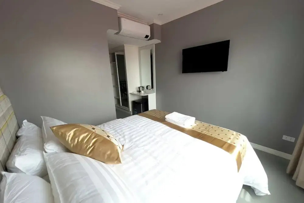 B Hotels Angeles City