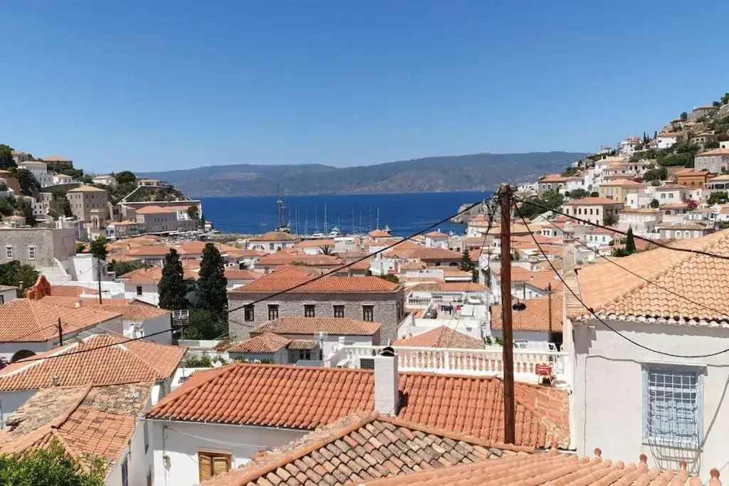 Sunset Studio - Hydra Dream Houses