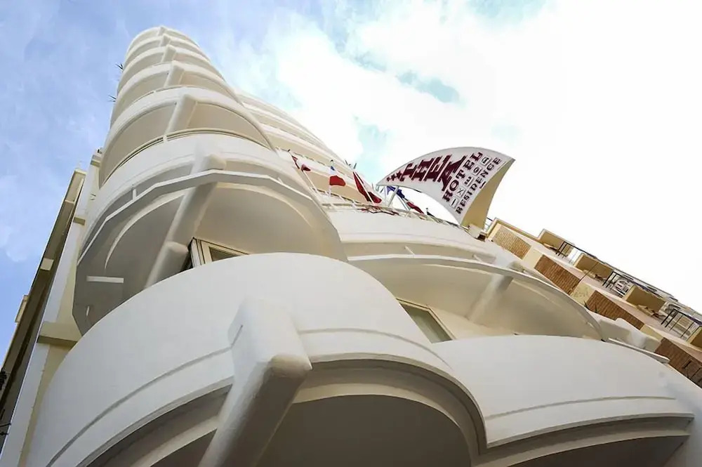 Hotel Thea