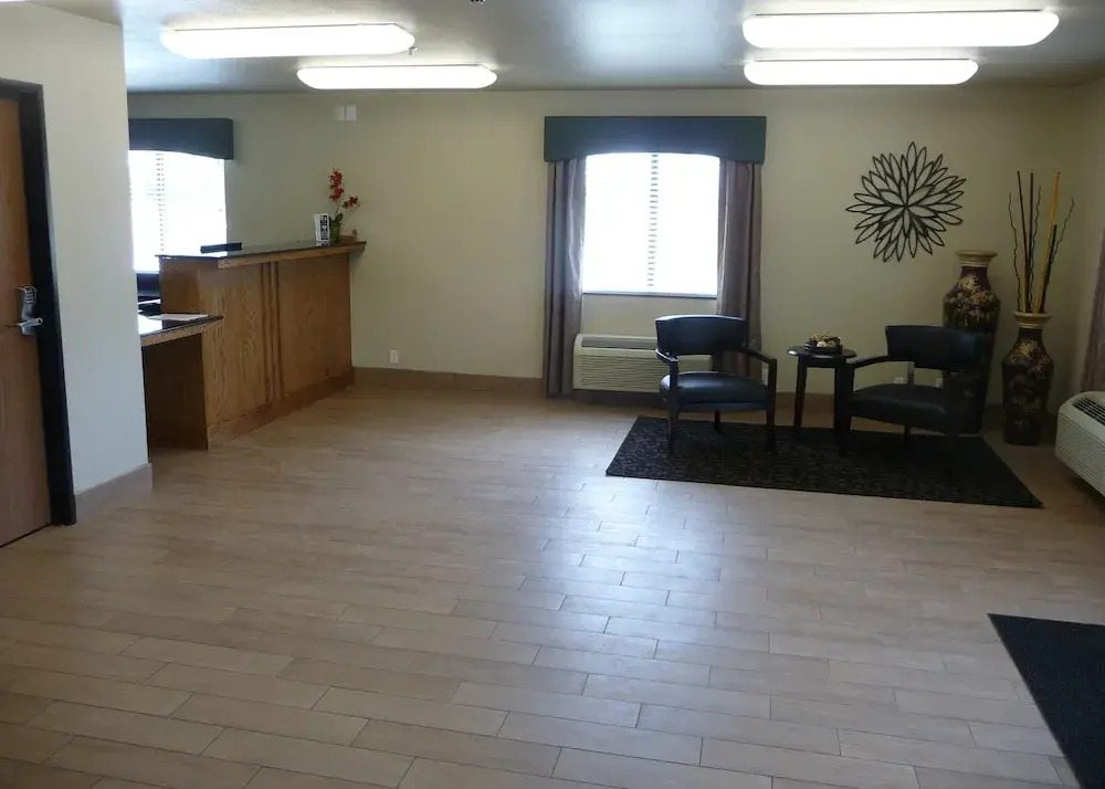 Oak Tree Inn Livonia West