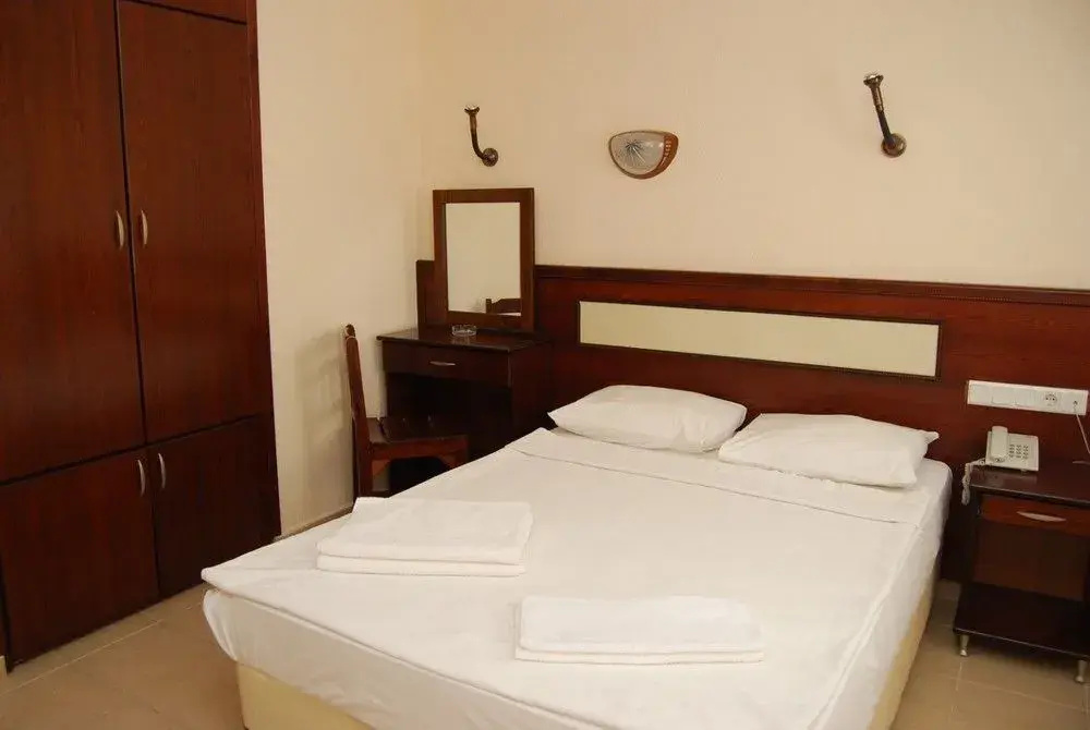 Eris Hotel
