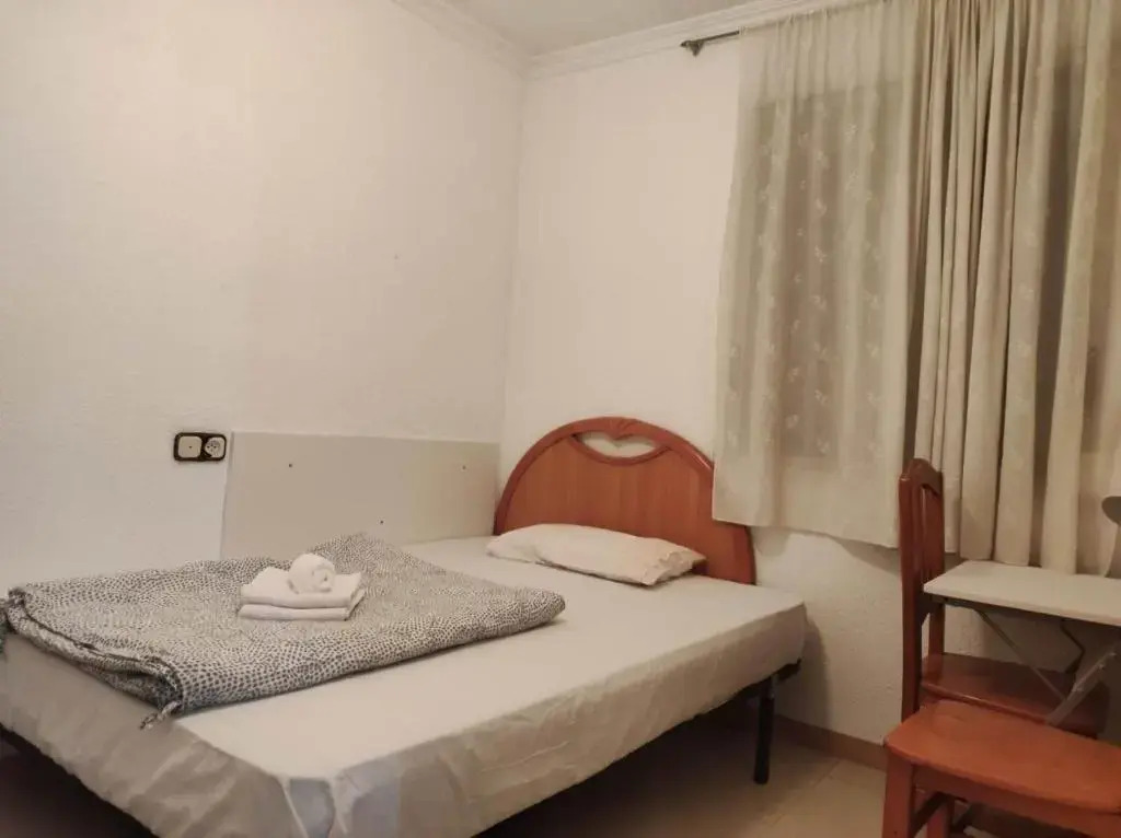 30-1- Комната в квартире для 1 до 2 человек, Alicante