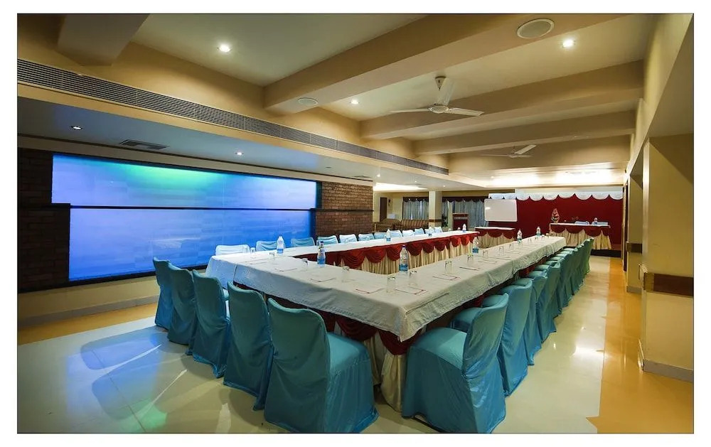 Hotel Shri Ram Excellency