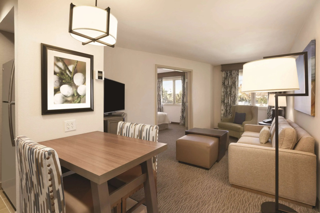 Homewood Suites Tucson St. Philips Plaza University