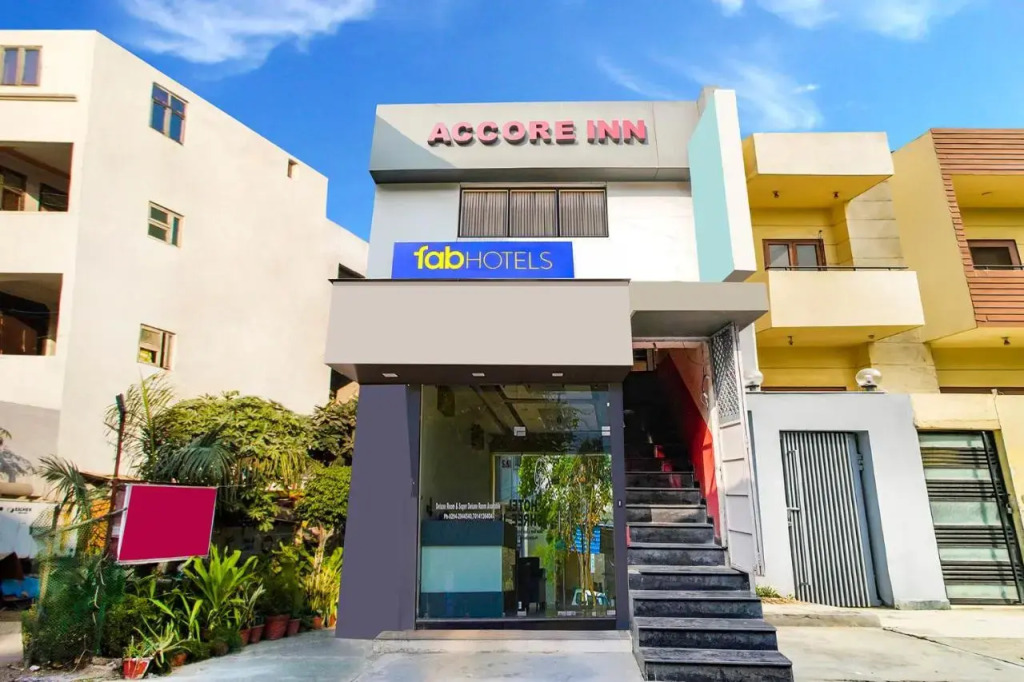 Via Accore Inn