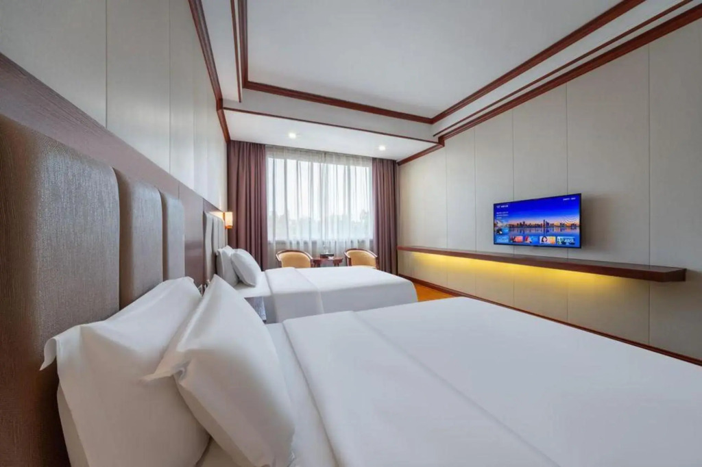 Liuzi Hotel