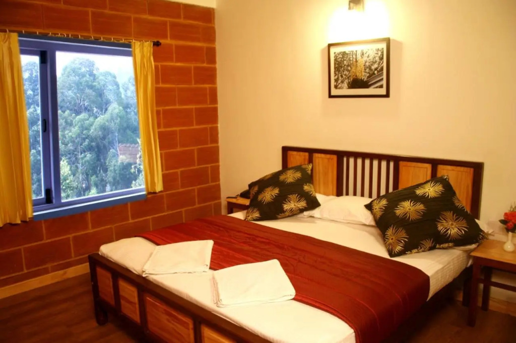 Altius Nest Hotel