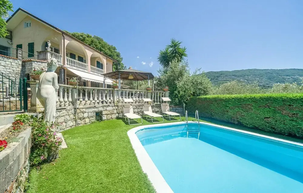 Pet Friendly Home In Chiavari