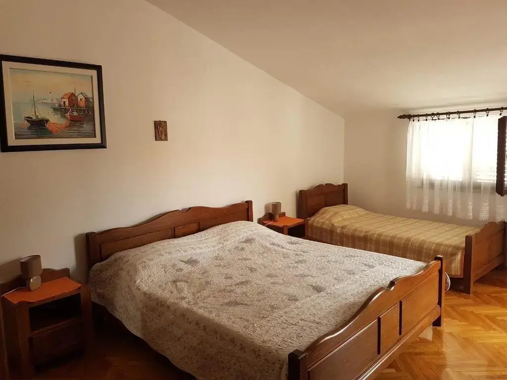 Apartments Vedrana