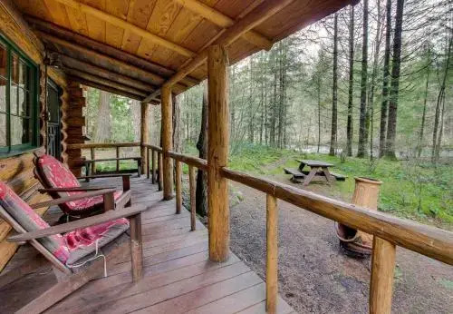 Zoe's Log Cabin