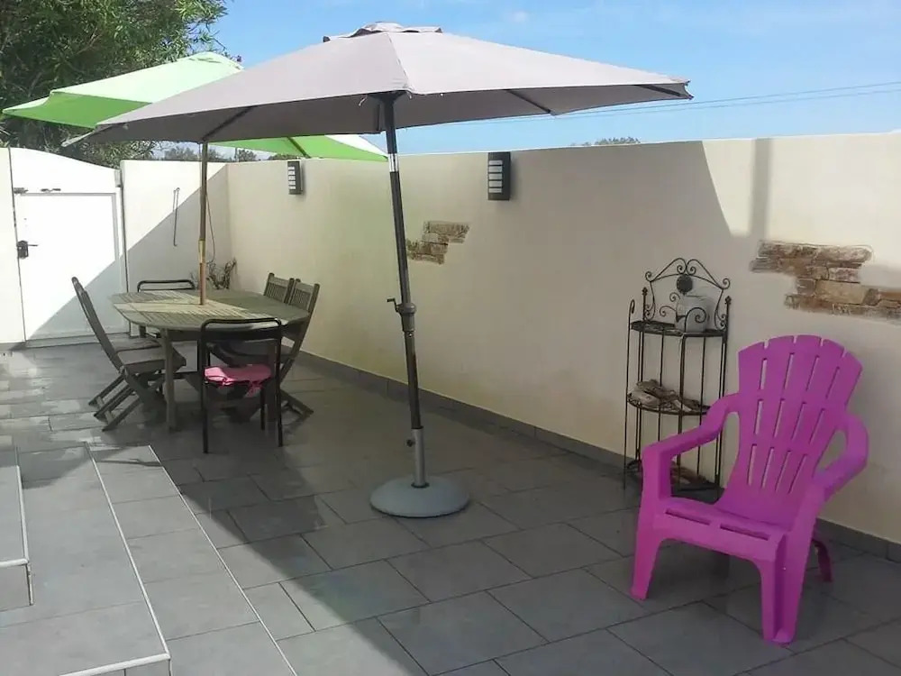 APARTMENT CHIOLA RDC - BEACH ON FOOT- SOLARO Apartment 1