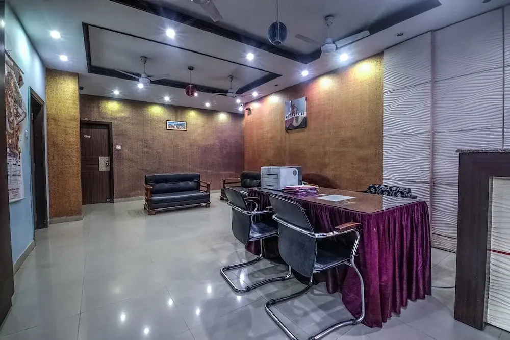 OYO 4518 Hotel Parashuram