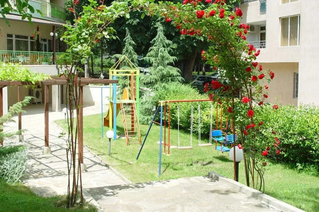 Ljuljak Hotel