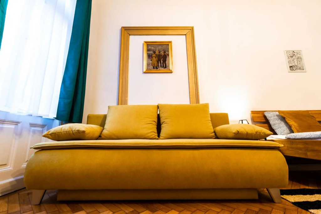Palace Quarter Suite