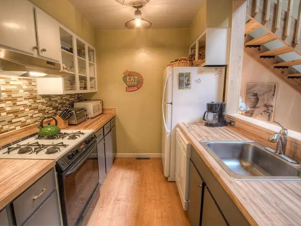 Tahoe City Condo in The Villas by RedAwning