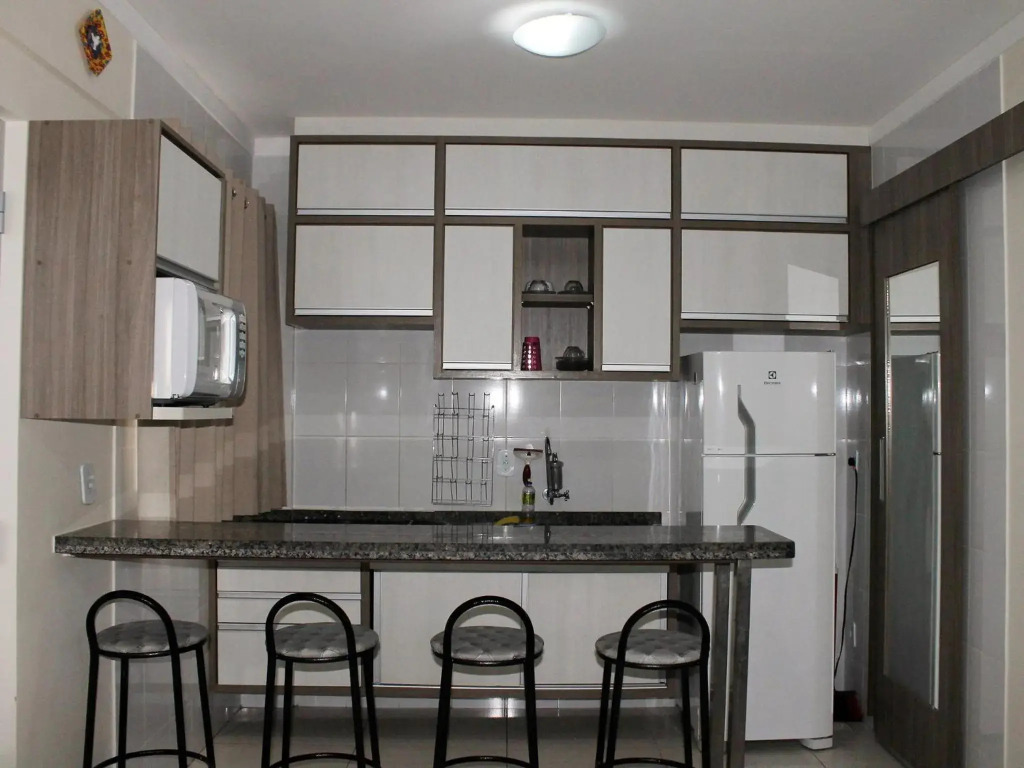 Apto 166 Lacqua diRoma V - Sacada com vista para Piscina de Ondas, roupa de Cama, camareira e garagem
