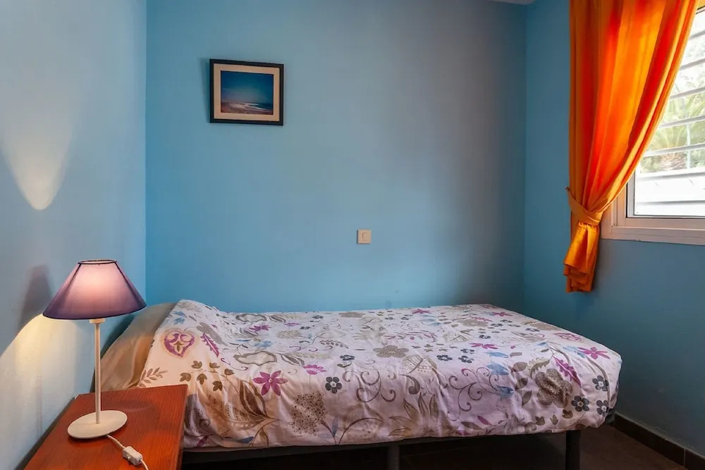 Apartment Near the Beach With a Huge Terrace Patio, Wifi and Parking