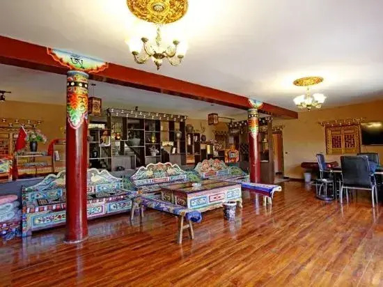 Jiaju Zangzhai Luobu Homestay