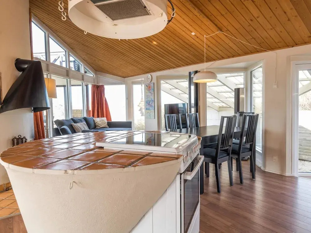 Seaside Charm with Spa and Sauna-By Traum