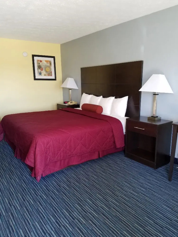 Budget Host Inn