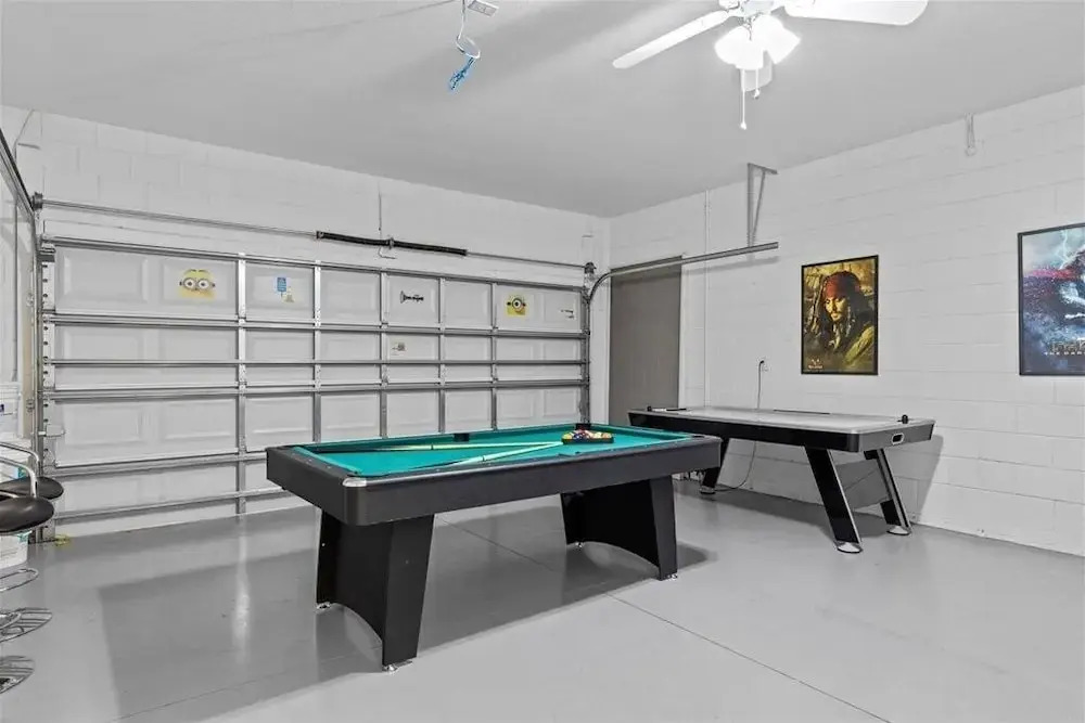 Fun In The Sun 5 Bed 5 Bath - Pool Near Disney 5 Bedroom Home by RedAwning